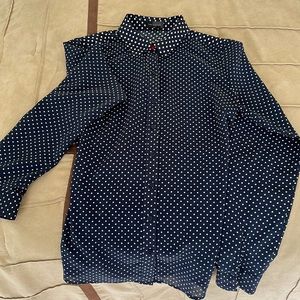 Tunic-length, great with leggings. Classic navy dot pattern. Timeless.